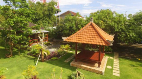 Отель Mulia Home Stay  South Kuta